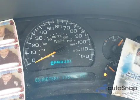 2005 Chevrolet Tahoe Z71 из США, поврежденный, VIN 1GNEC13T05R199179